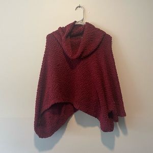 Romeo + Juliet maroon poncho sweater size M
